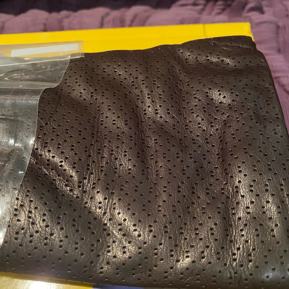 Brown Leather Gloves size 7 from the Sermoneta shop on Madison Avenue in NYC. - Picture 5 of 6